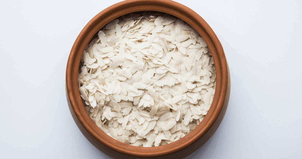 Healthy white poha a low-calorie, weight-loss-friendly meal